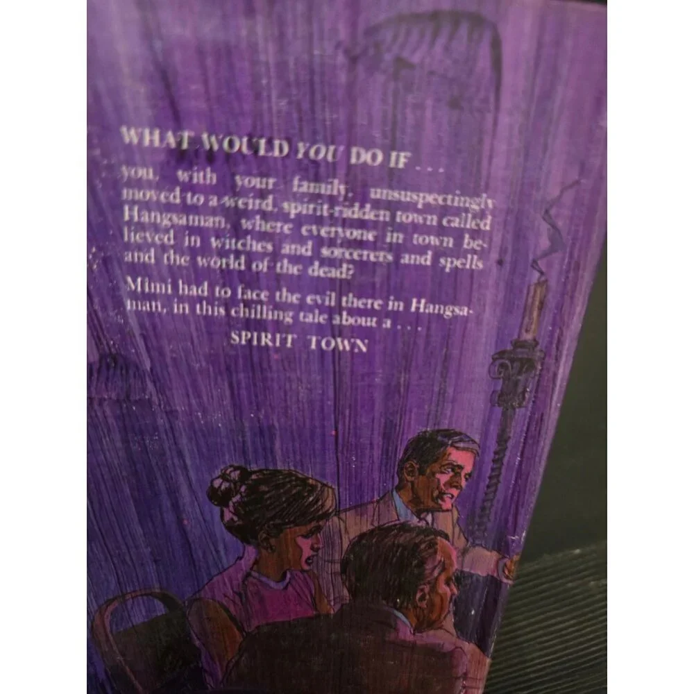 Spirit Town by Suzanne Roberts Vintage Horror Book